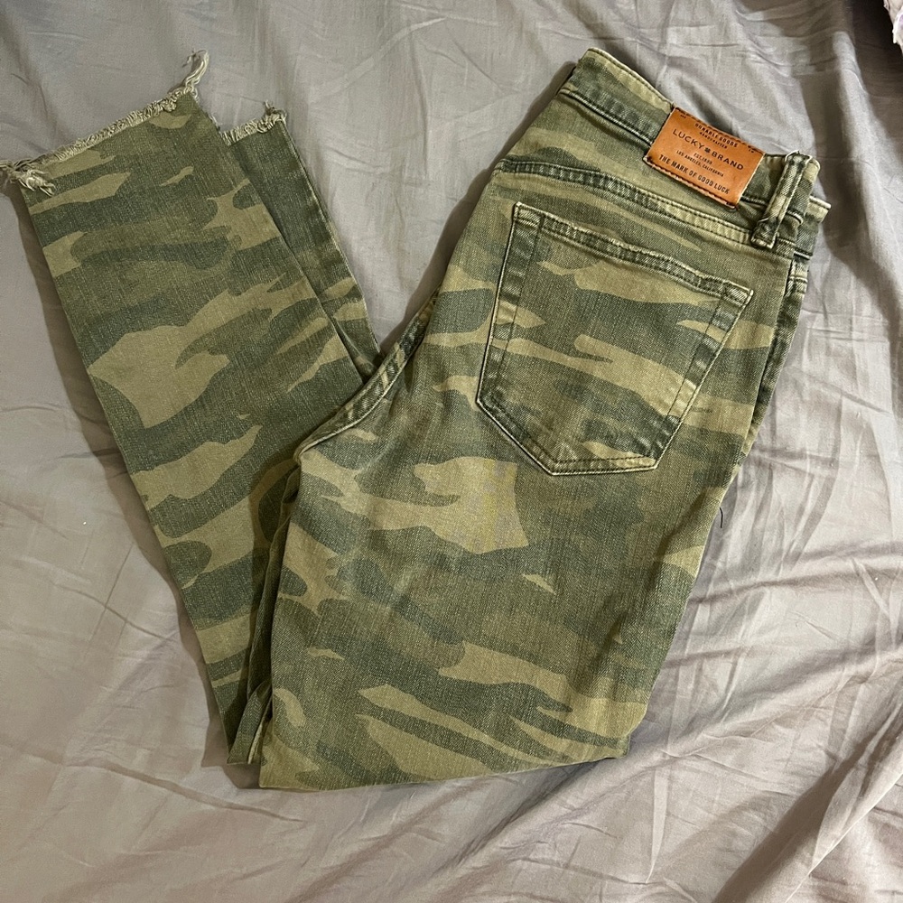 Lucky Brand camo skinny crop jeans